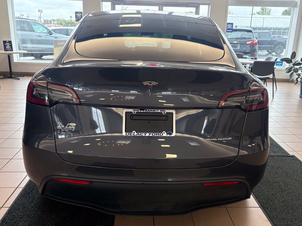 Used 2023 Tesla Model Y Long Range AWD/4WD image 4