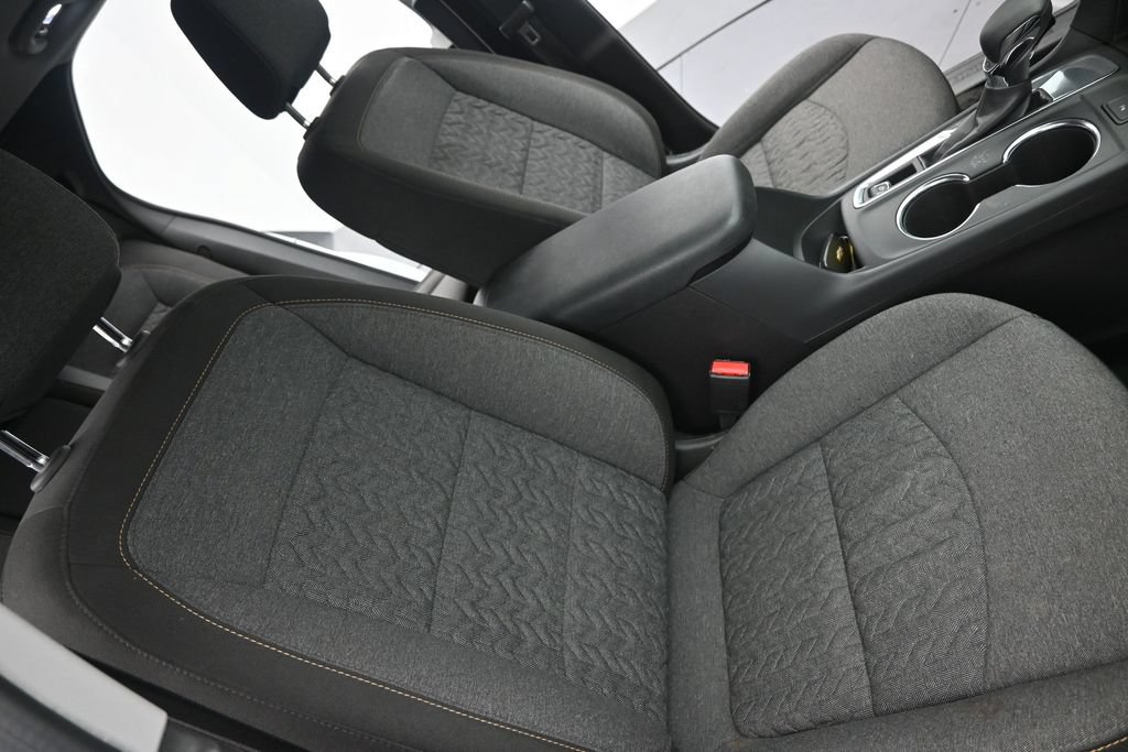 Used 2024 Chevrolet Equinox LT FWD image 11
