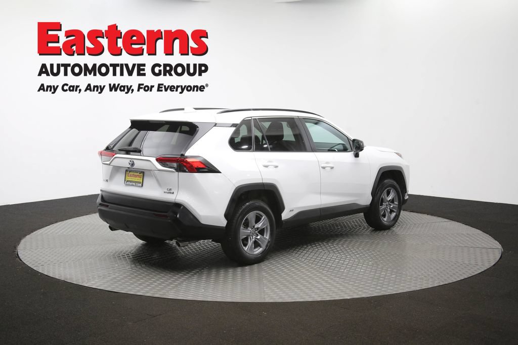 Used 2022 Toyota RAV4 LE AWD/4WD image 42