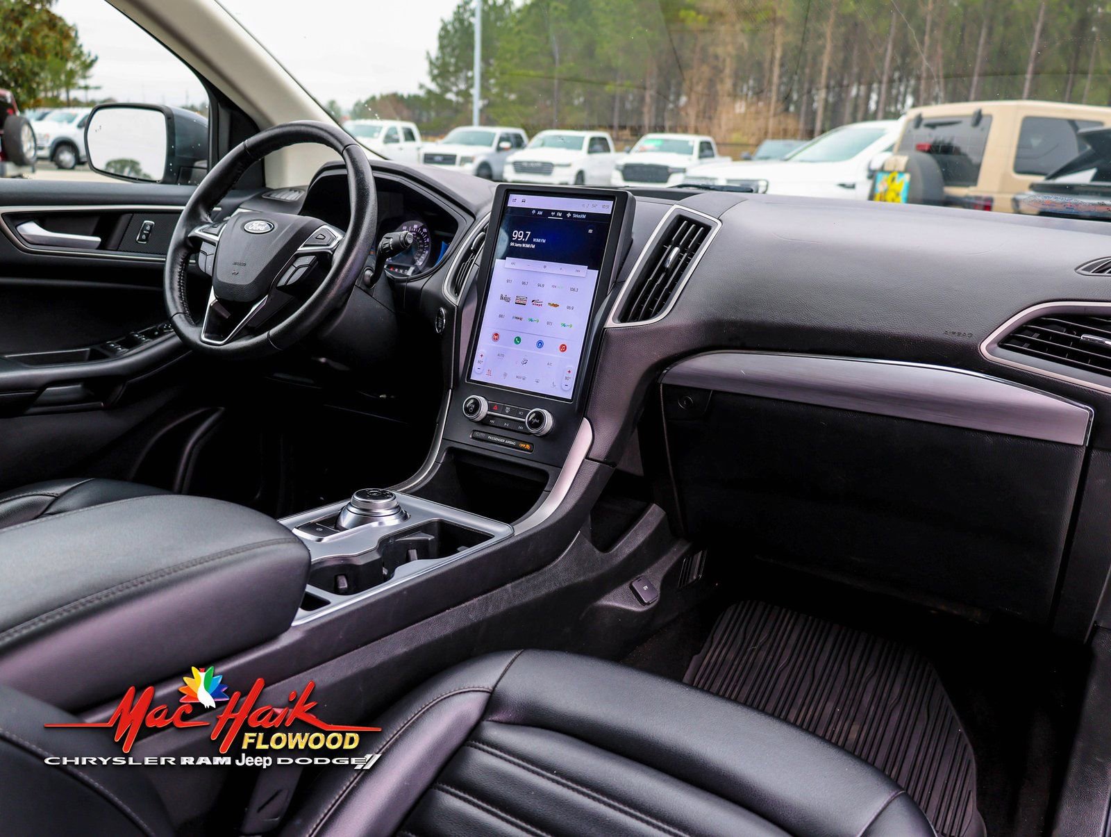 Used 2022 Ford Edge SEL w/ Convenience Package image 11