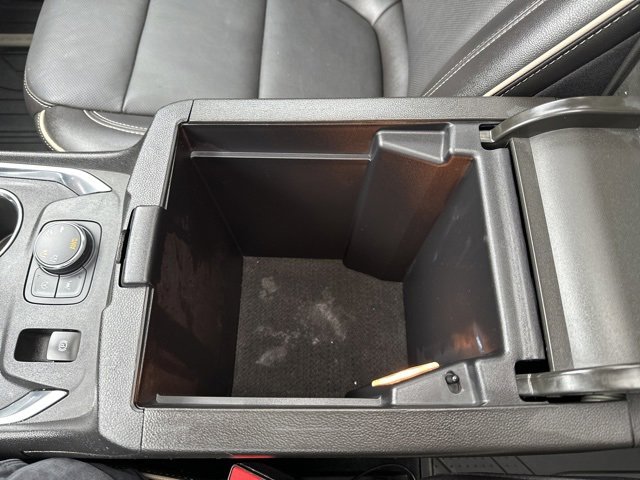 Used 2023 Chevrolet Traverse Premier w/ Redline Edition image 31