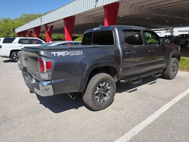 Used 2020 Toyota Tacoma TRD Off-Road AWD/4WD image 8
