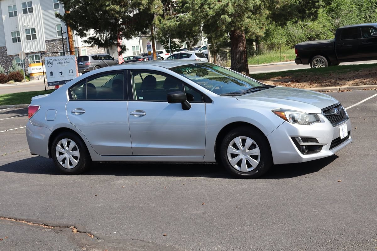 Used 2016 Subaru Impreza 2.0i AWD/4WD image 2