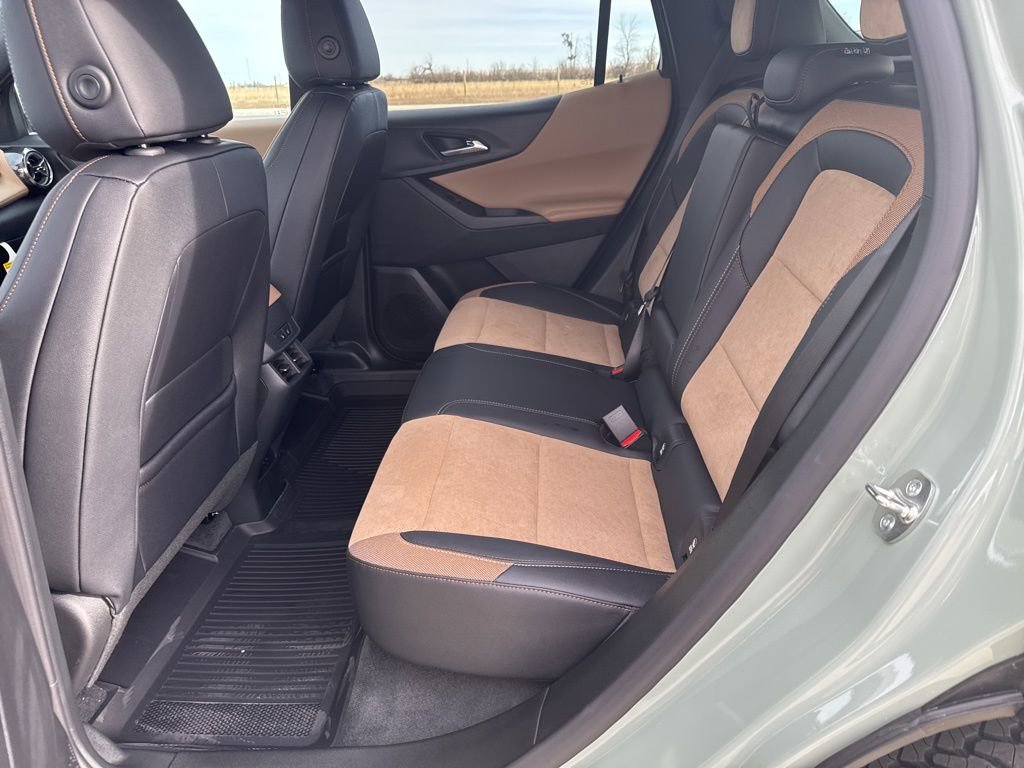 New 2026 Chevrolet Equinox ACTIV w/ Convenience Package III image 15