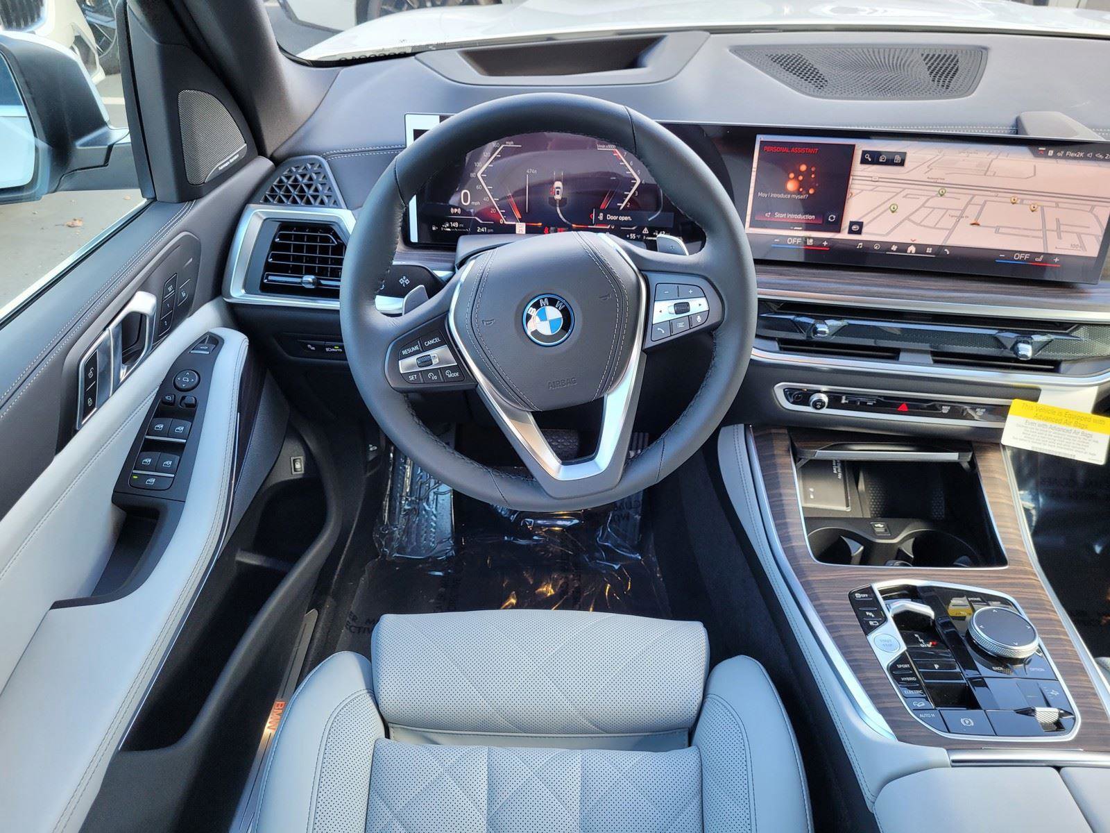 New 2026 BMW X5 xDrive50e w/ Premium Package AWD/4WD image 15