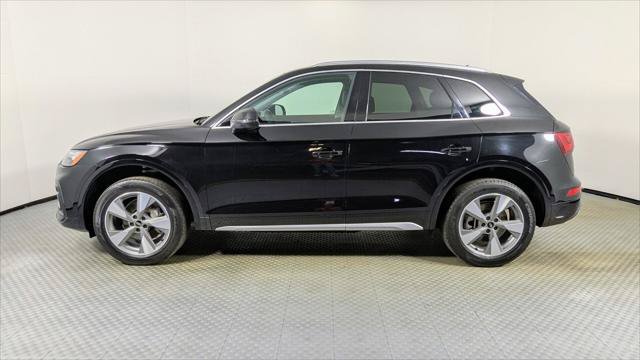 Used 2023 Audi Q5 2.0T Premium Plus w/ Premium Plus Package AWD/4WD image 3