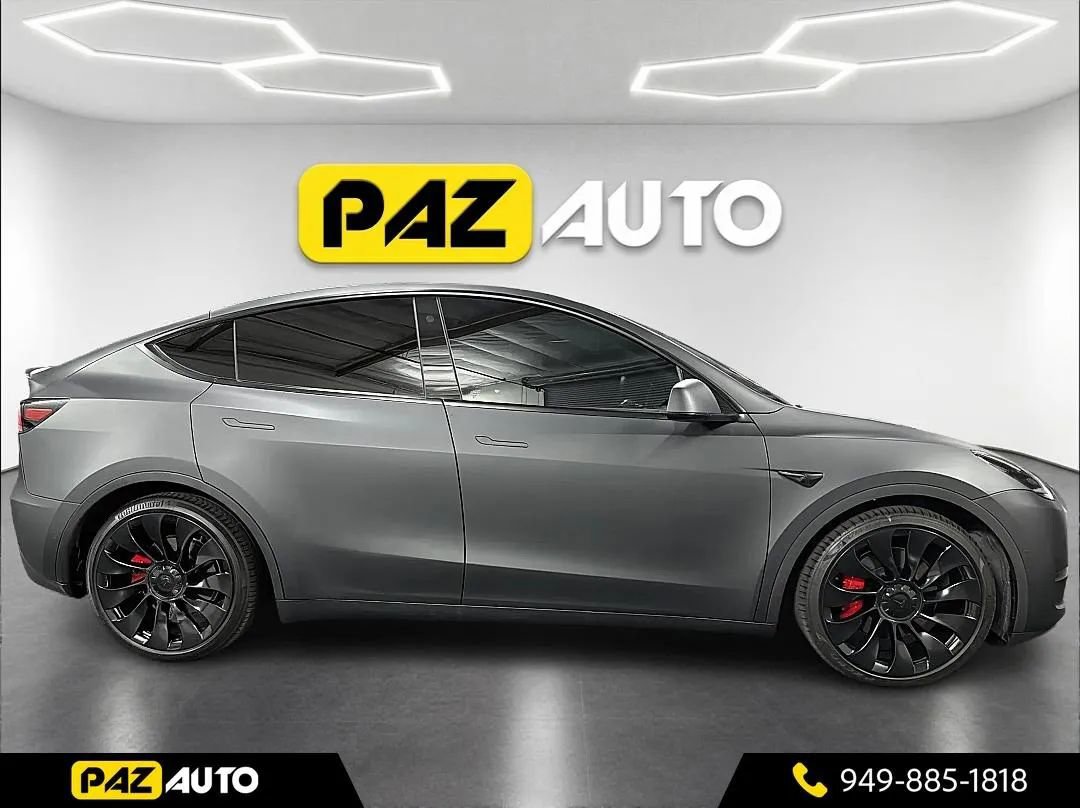 Used 2022 Tesla Model Y Performance image 6