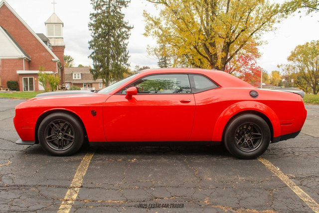 Used 2023 Dodge Challenger SRT Hellcat Redeye RWD image 3