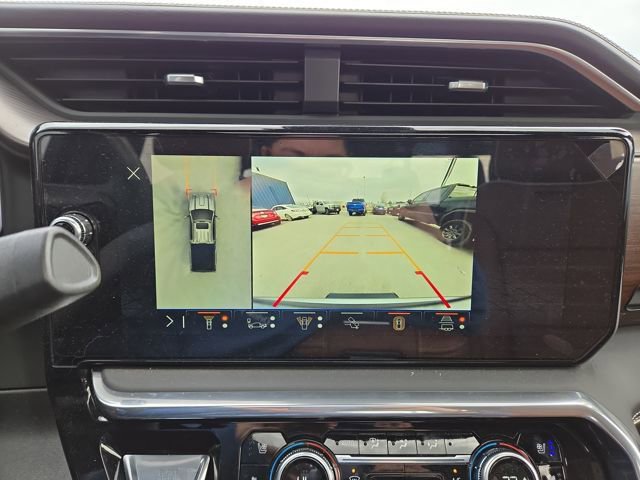 Used 2026 GMC Sierra 3500 Denali Ultimate image 28