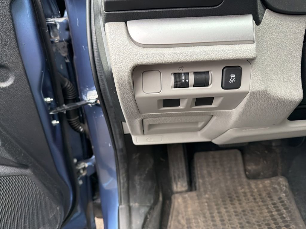 Used 2018 Subaru Forester 2.5i w/ Alloy Wheel Package image 12