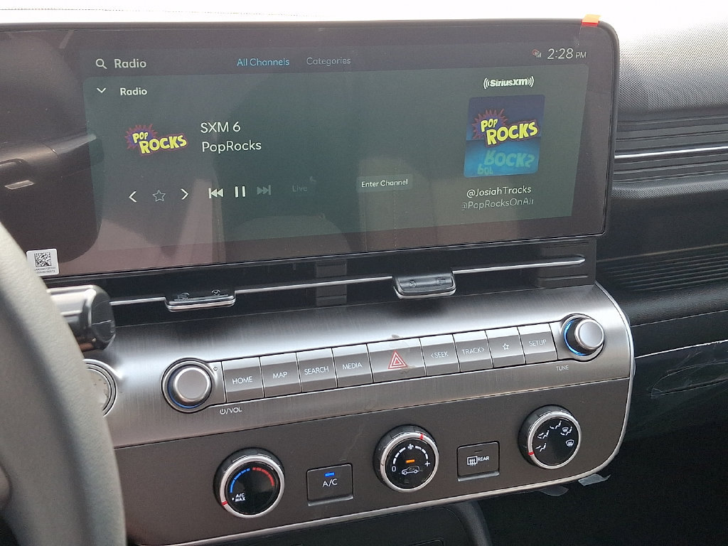 New 2027 Hyundai Kona SE AWD/4WD image 15