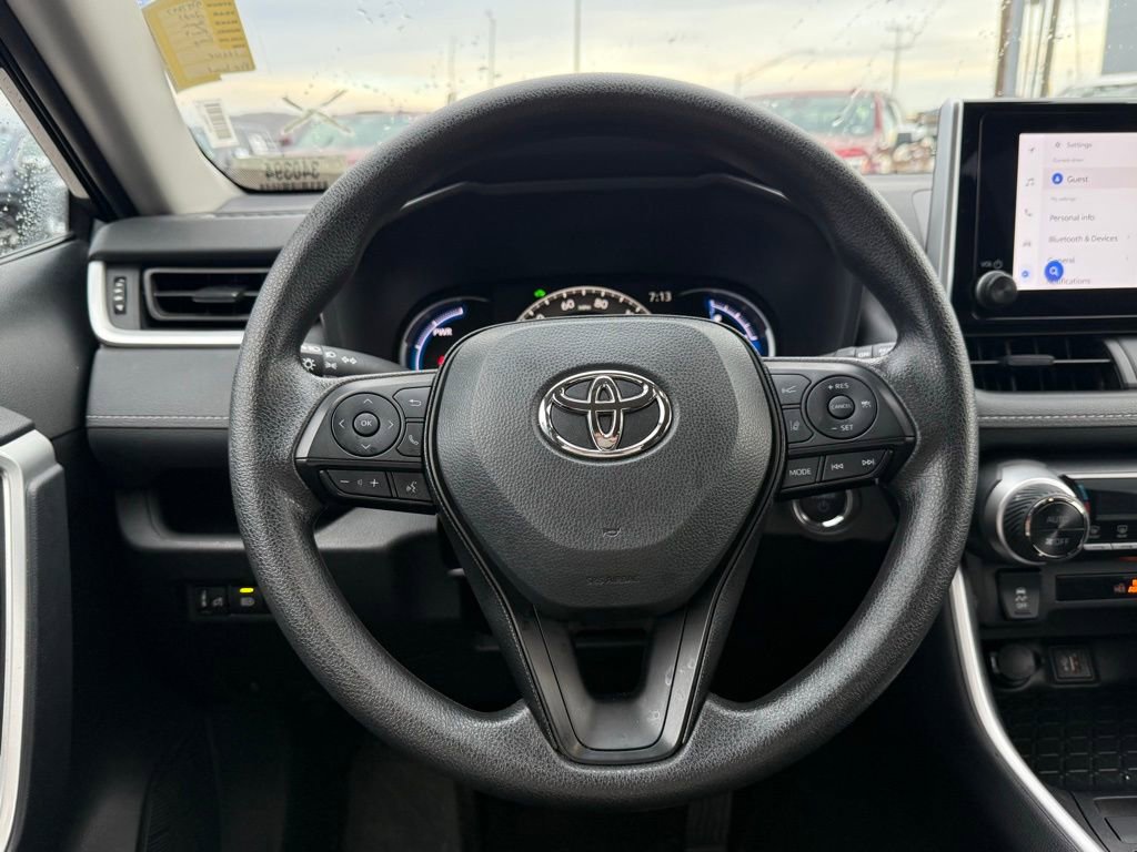 Used 2025 Toyota RAV4 XLE image 14