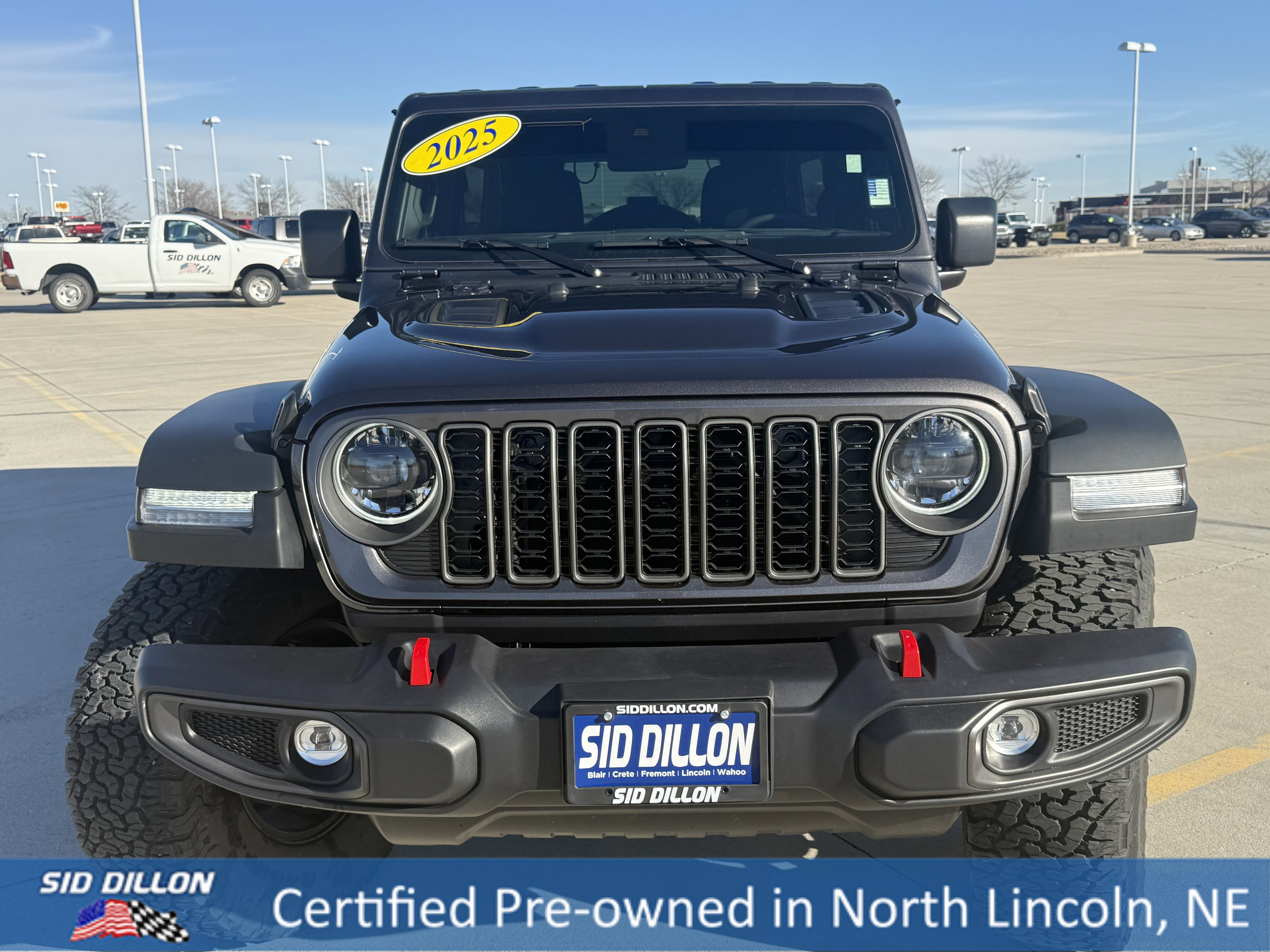 Used 2025 Jeep Wrangler Unlimited Rubicon w/ XTREMEE 35" Tire Package image 4