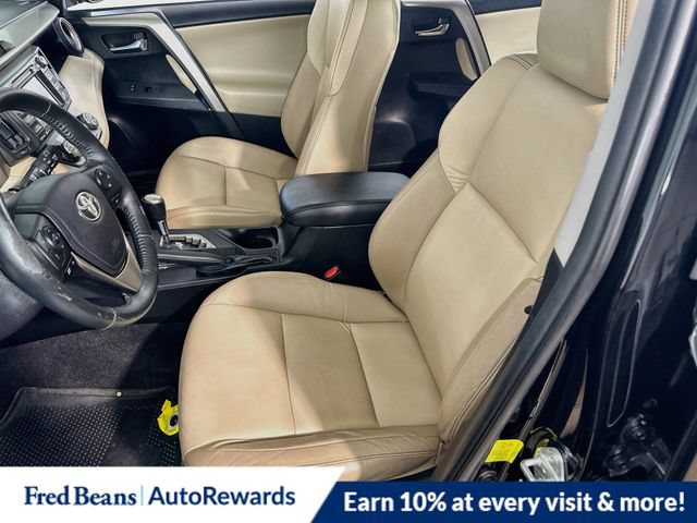 Used 2015 Toyota RAV4 Limited AWD/4WD image 22