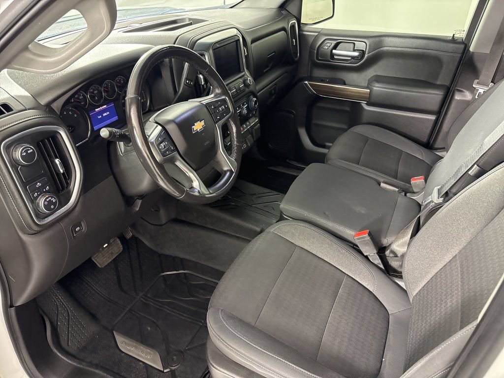 Used 2021 Chevrolet Silverado 1500 LT w/ Convenience Package II RWD image 26