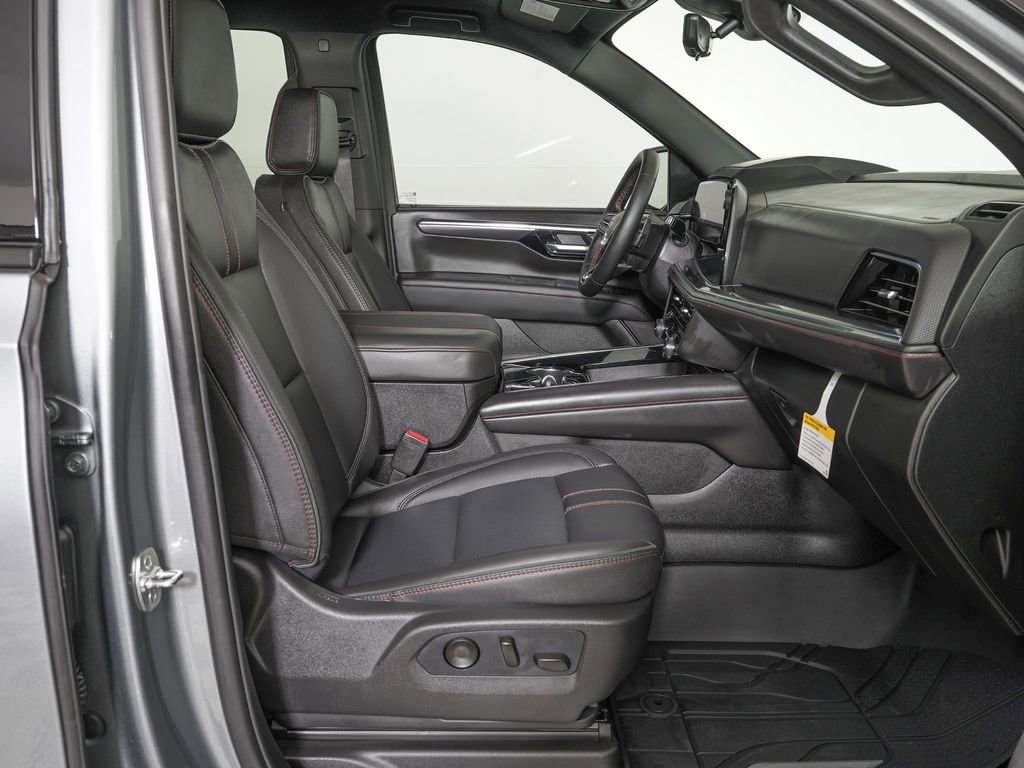 Used 2026 Chevrolet Tahoe RST w/ RST Performance Edition image 10