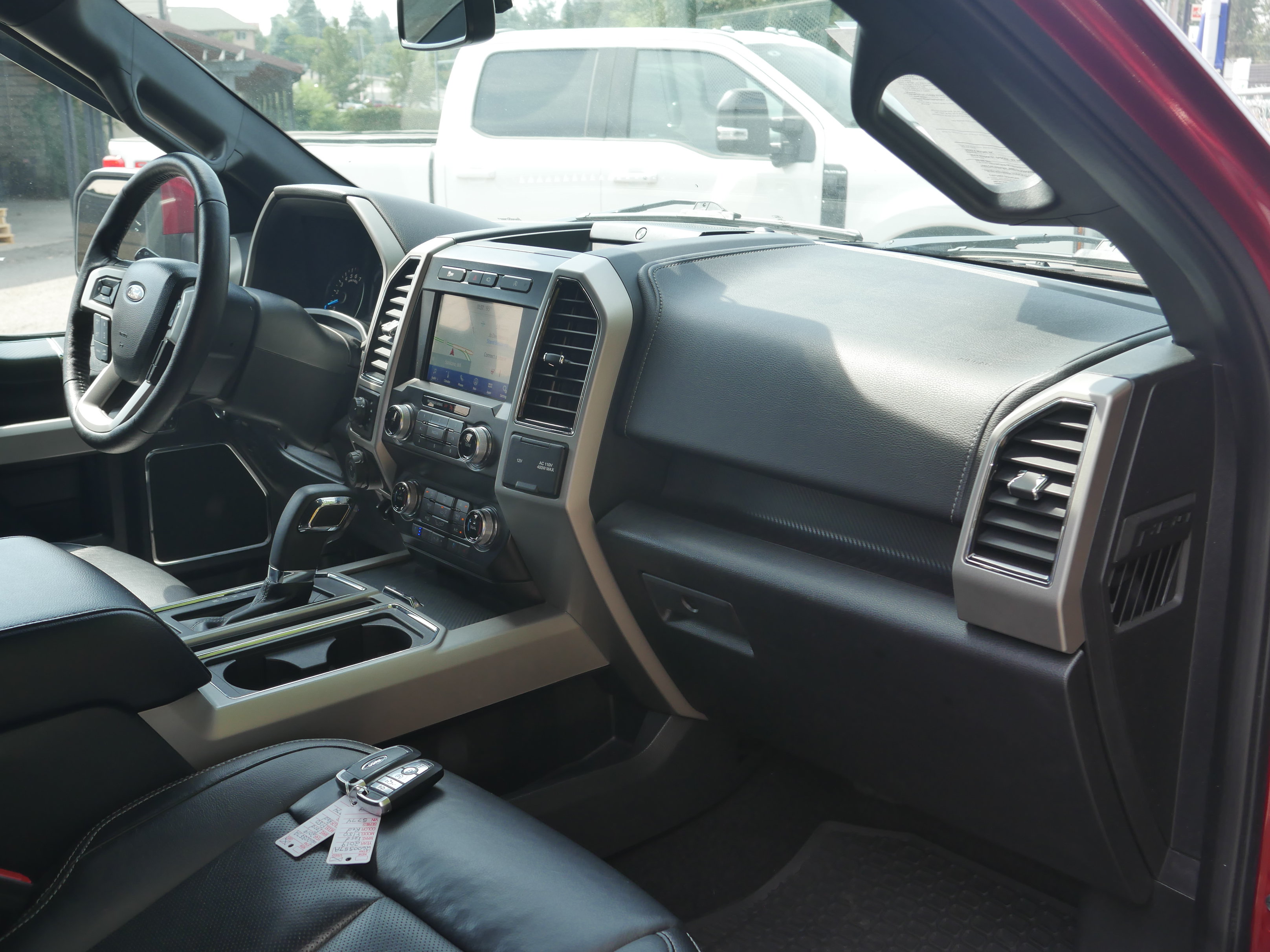 Used 2019 Ford F150 Lariat w/ Equipment Group 502A Luxury AWD/4WD image 28