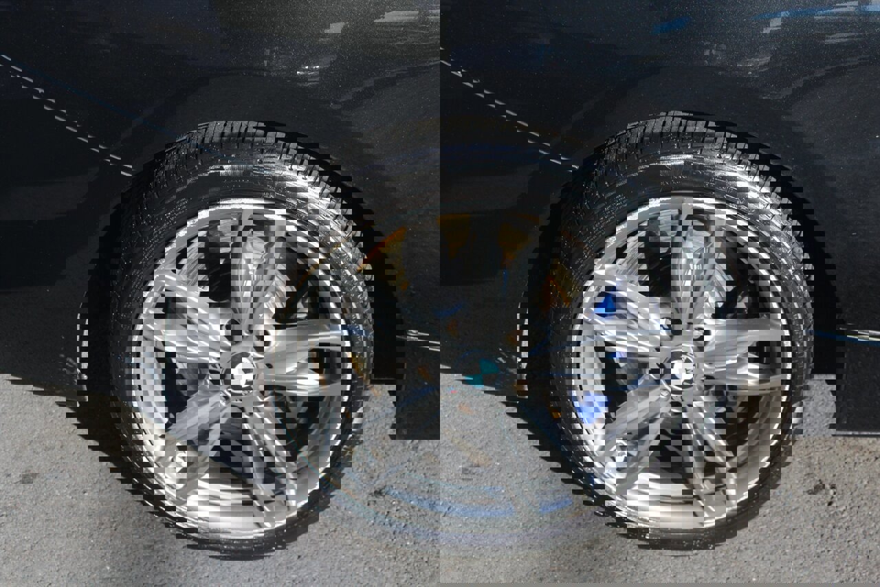 Used 2016 BMW M235i xDrive M235i xDrive image 25