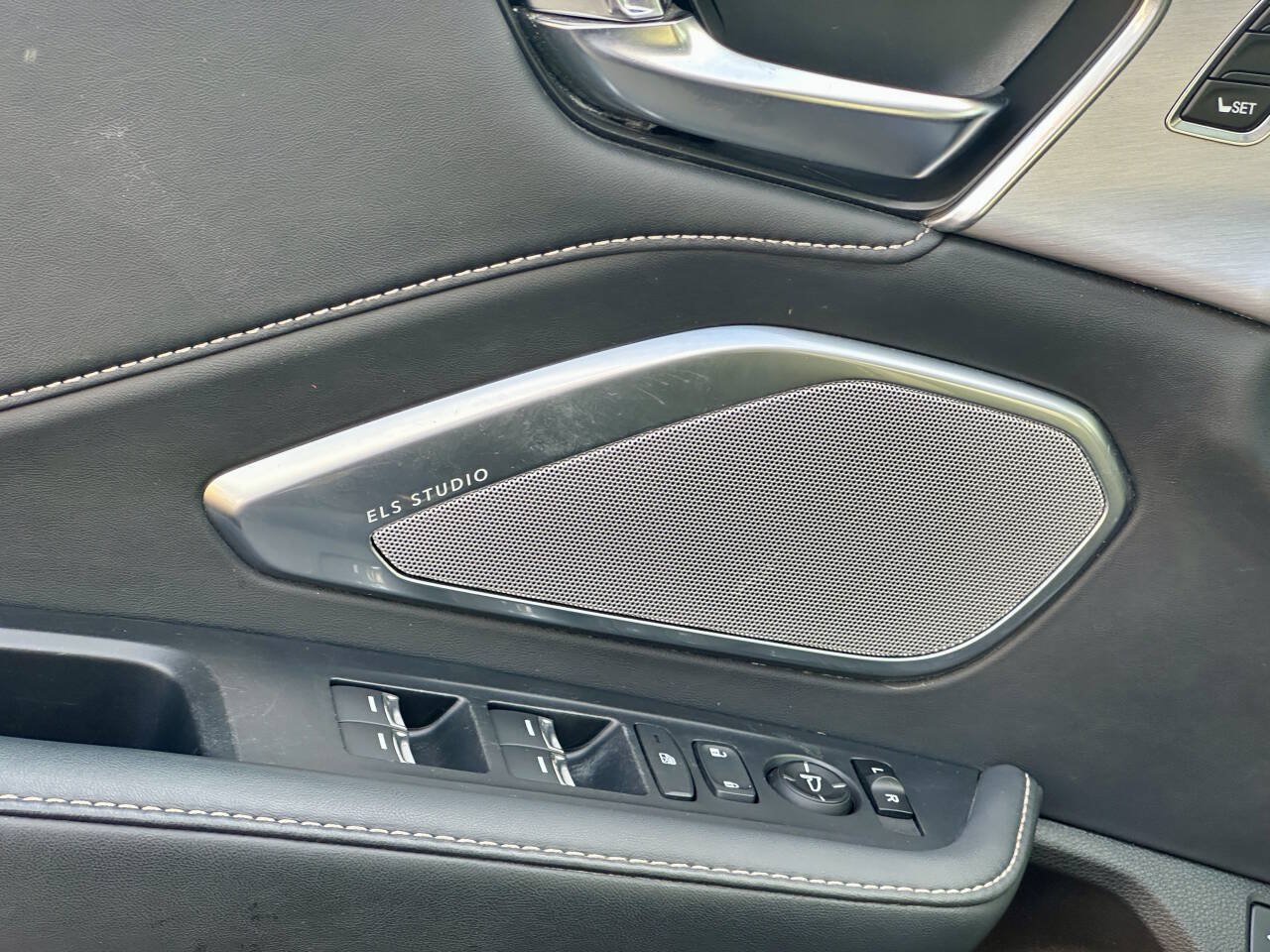 Used 2019 Acura RDX AWD image 12