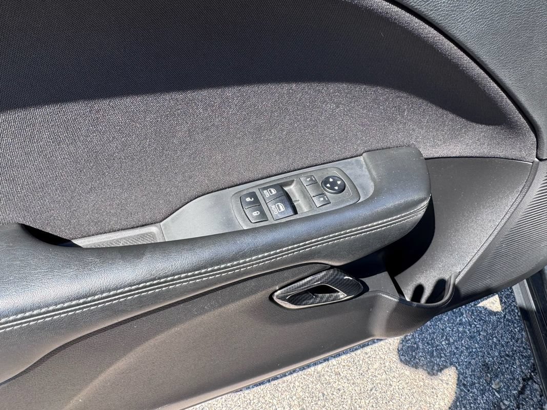 Used 2019 Dodge Challenger R/T RWD image 11