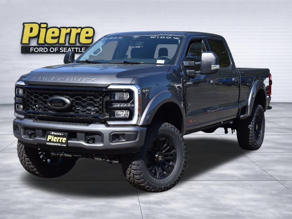 New 2025 Ford F250 XLT w/ Black Appearance Package