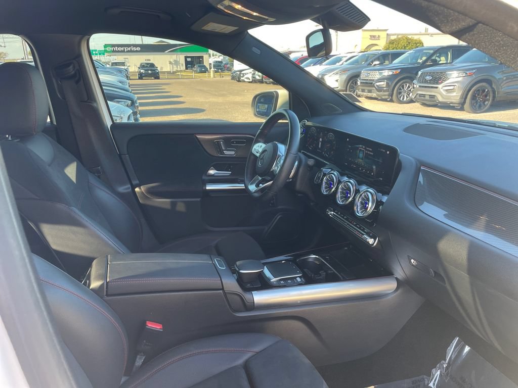 Used 2022 Mercedes-Benz GLA 35 AMG 4MATIC image 17