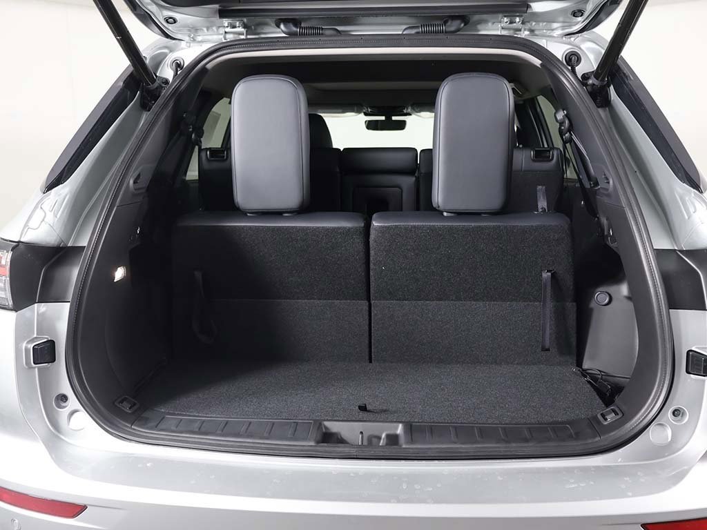 New 2025 Mitsubishi Outlander SE image 22