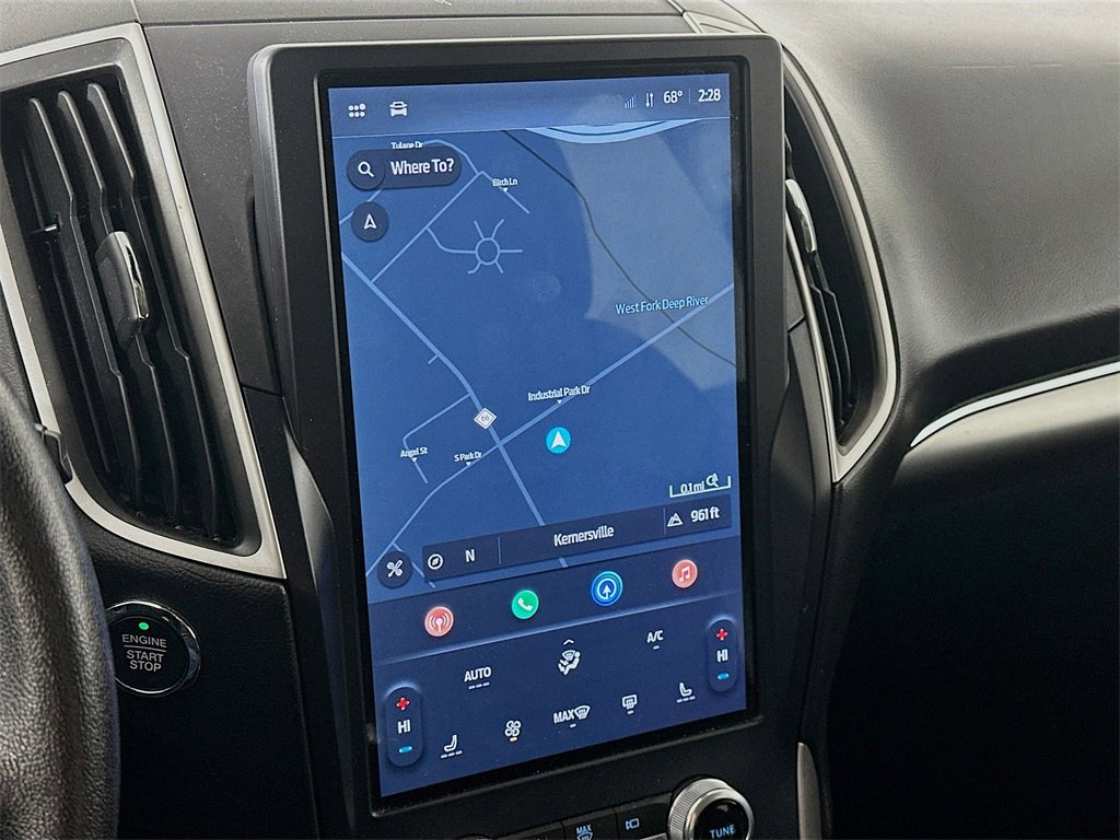 Used 2022 Ford Edge SEL image 19