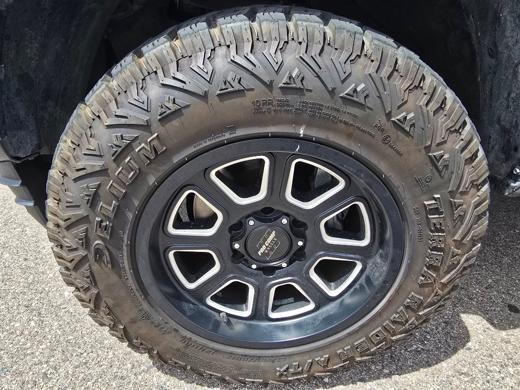 Used 2022 Toyota Tacoma TRD Sport w/ Technology Package RWD image 9