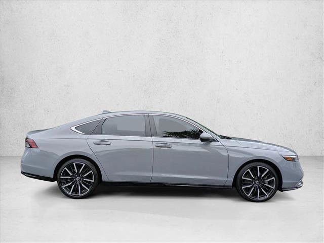 Used 2025 Honda Accord Touring video 4