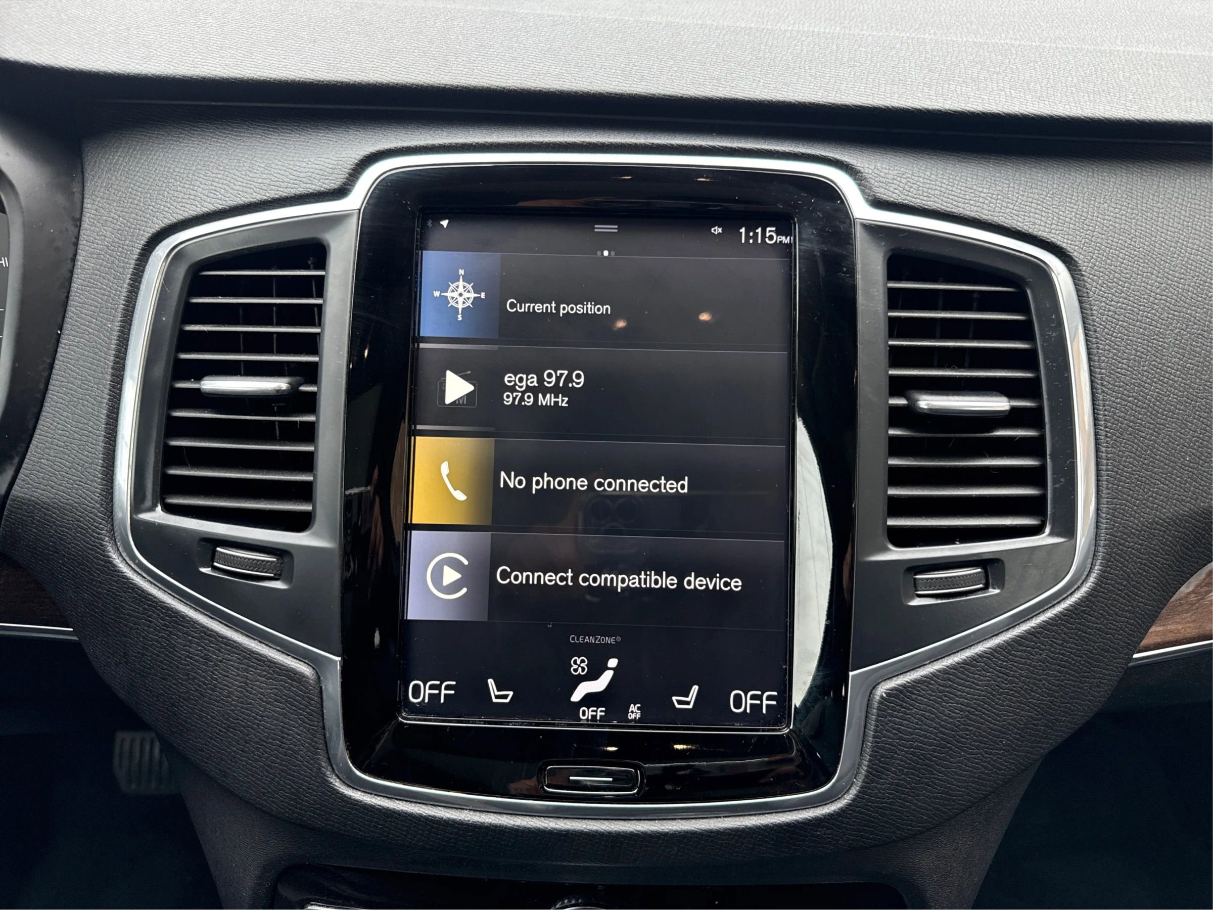 Used 2019 Volvo XC90 T5 Momentum w/ Protection Package image 15