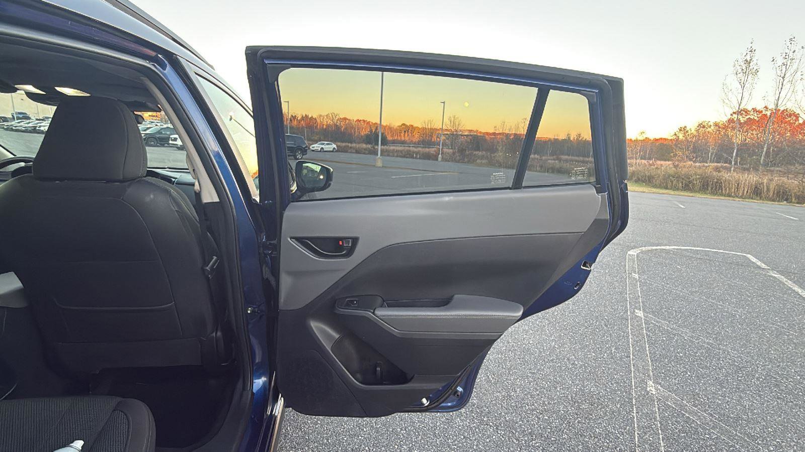 Used 2024 Subaru Crosstrek 2.0i Premium image 18