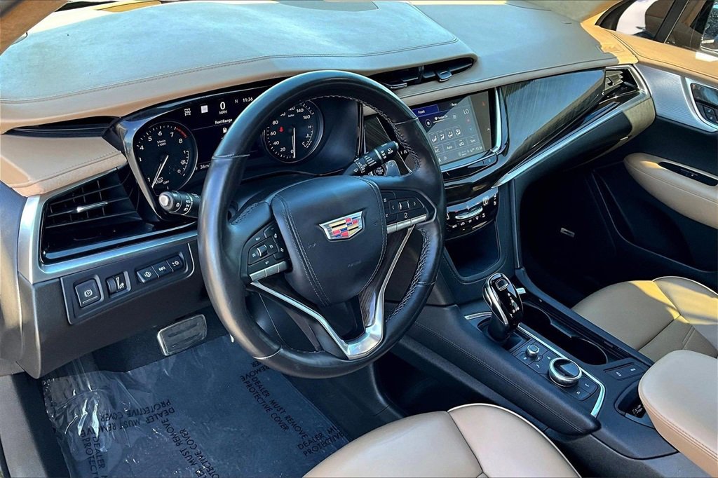 Certified 2023 Cadillac XT6 Sport w/ Platinum Package image 17