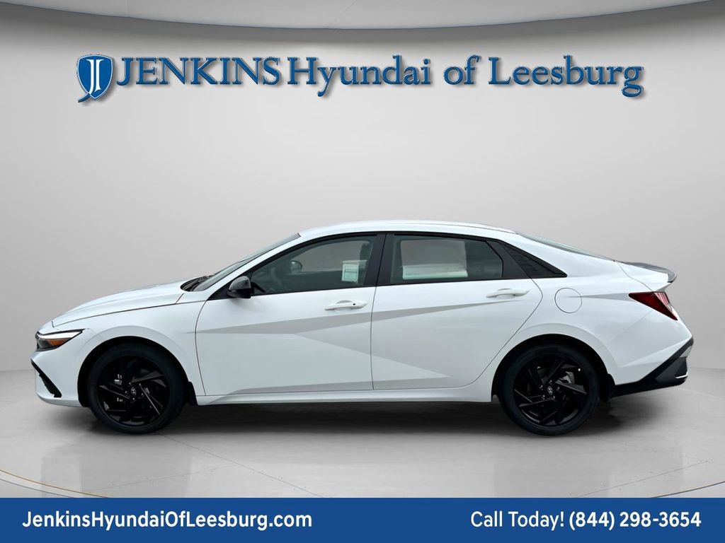 New 2026 Hyundai Elantra Sport FWD image 9