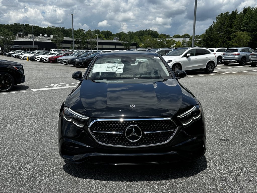 New 2026 Mercedes-Benz E 450 4MATIC Sedan image 3
