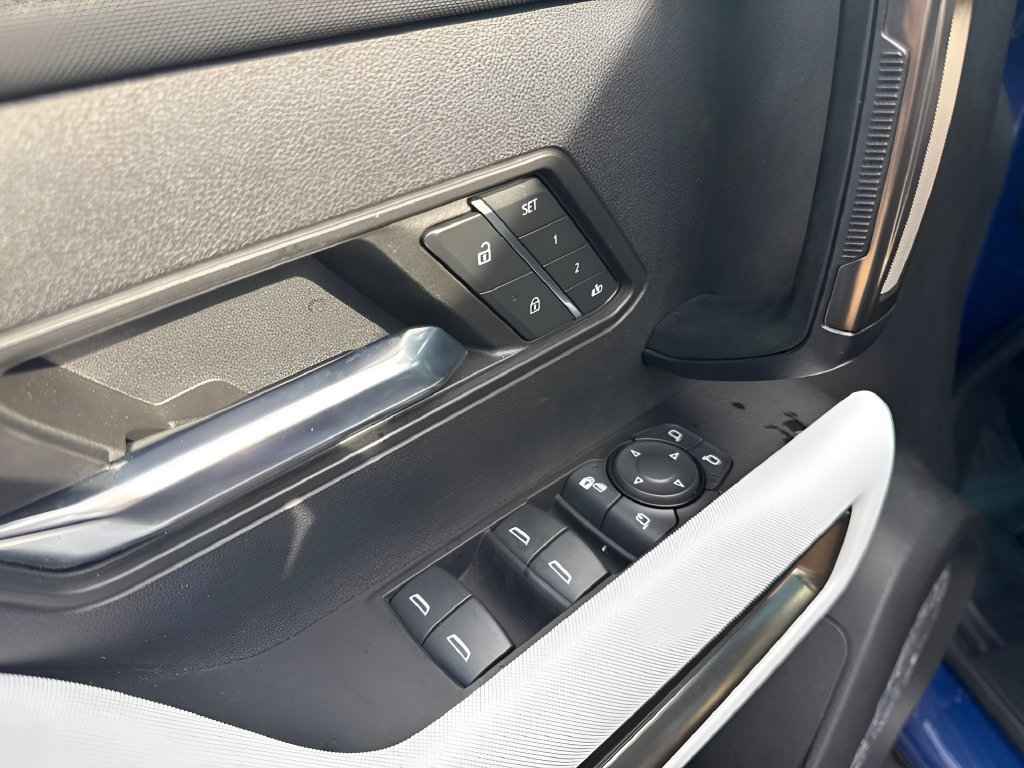 Used 2024 GMC Hummer EV 2X AWD/4WD image 11