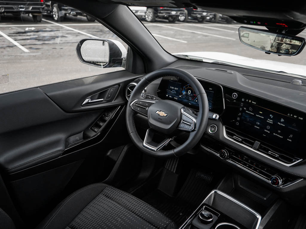 New 2026 Chevrolet Equinox LT w/ Safety and Technology Package image 13