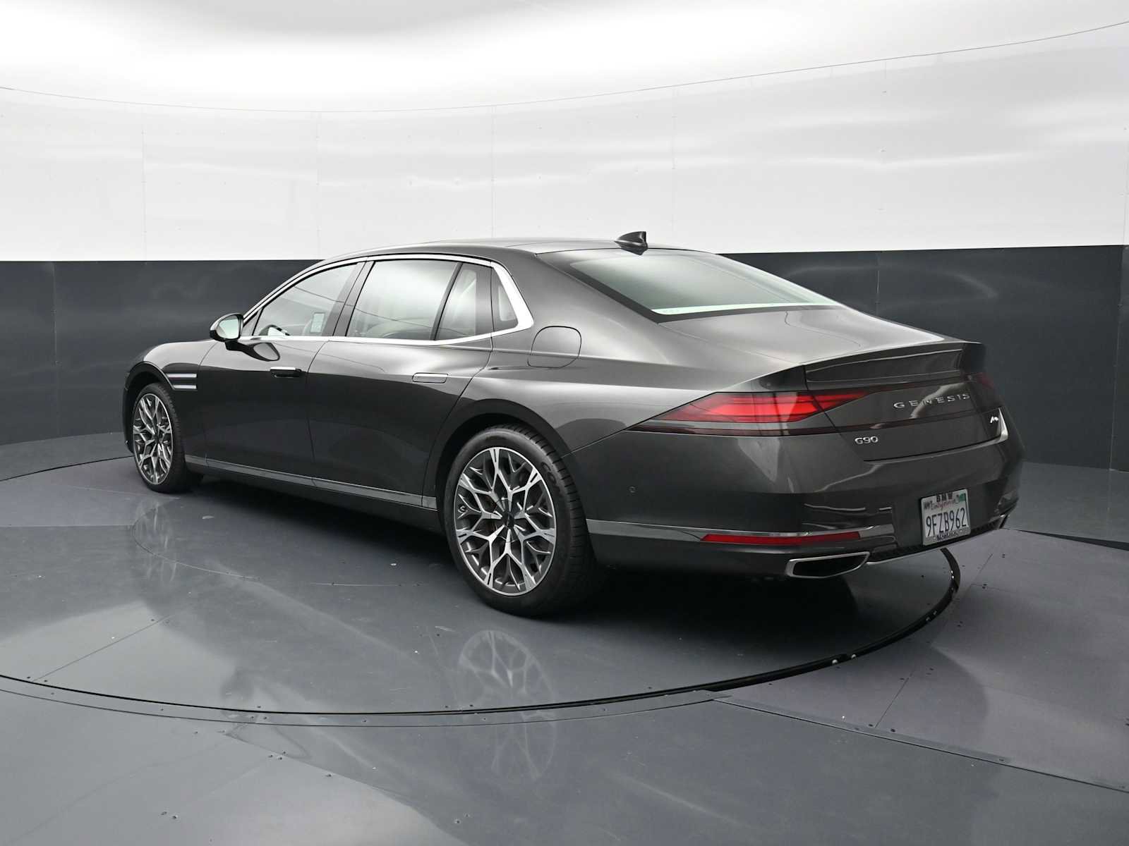 Used 2023 Genesis G90 3.5T AWD/4WD image 7