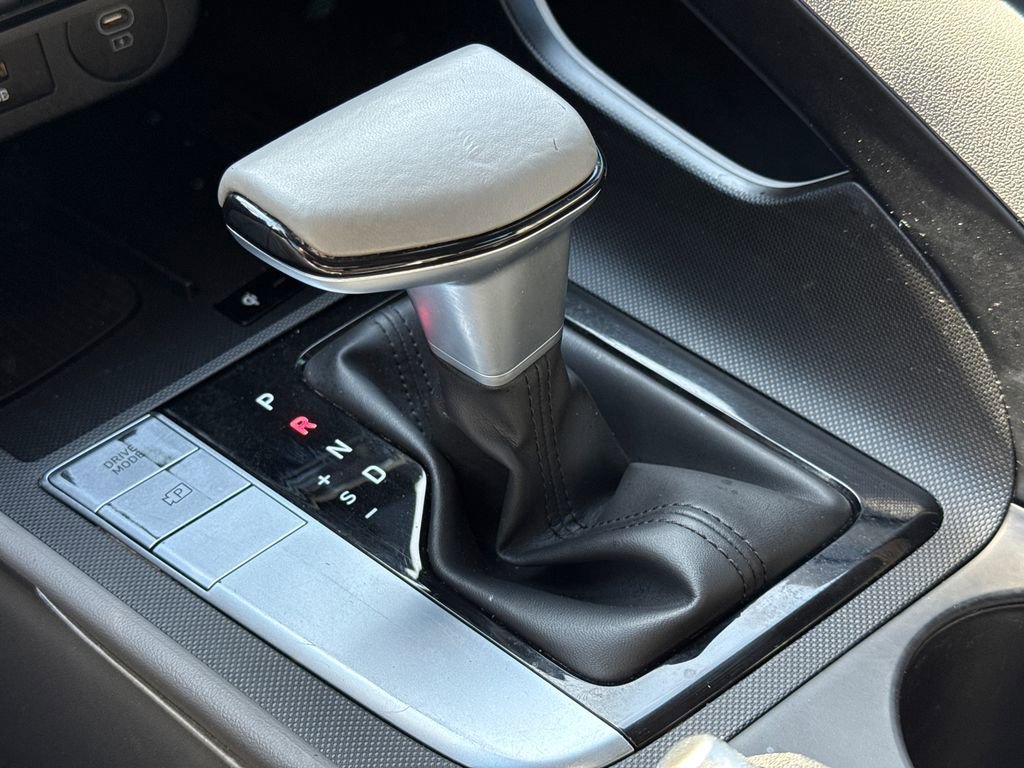 Certified 2025 Hyundai Elantra Sport FWD image 24