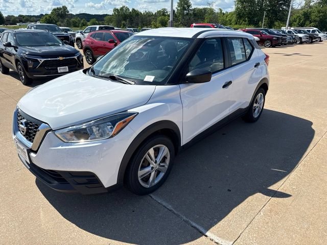Used 2020 Nissan Kicks S FWD image 7