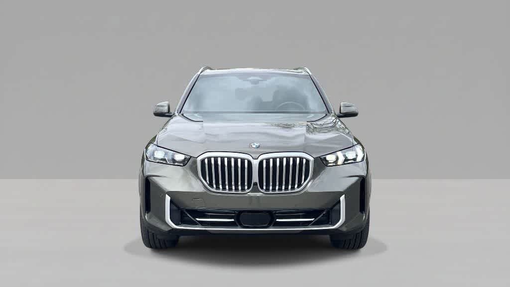 Used 2025 BMW X5 xDrive40i w/ Premium Package AWD/4WD image 8