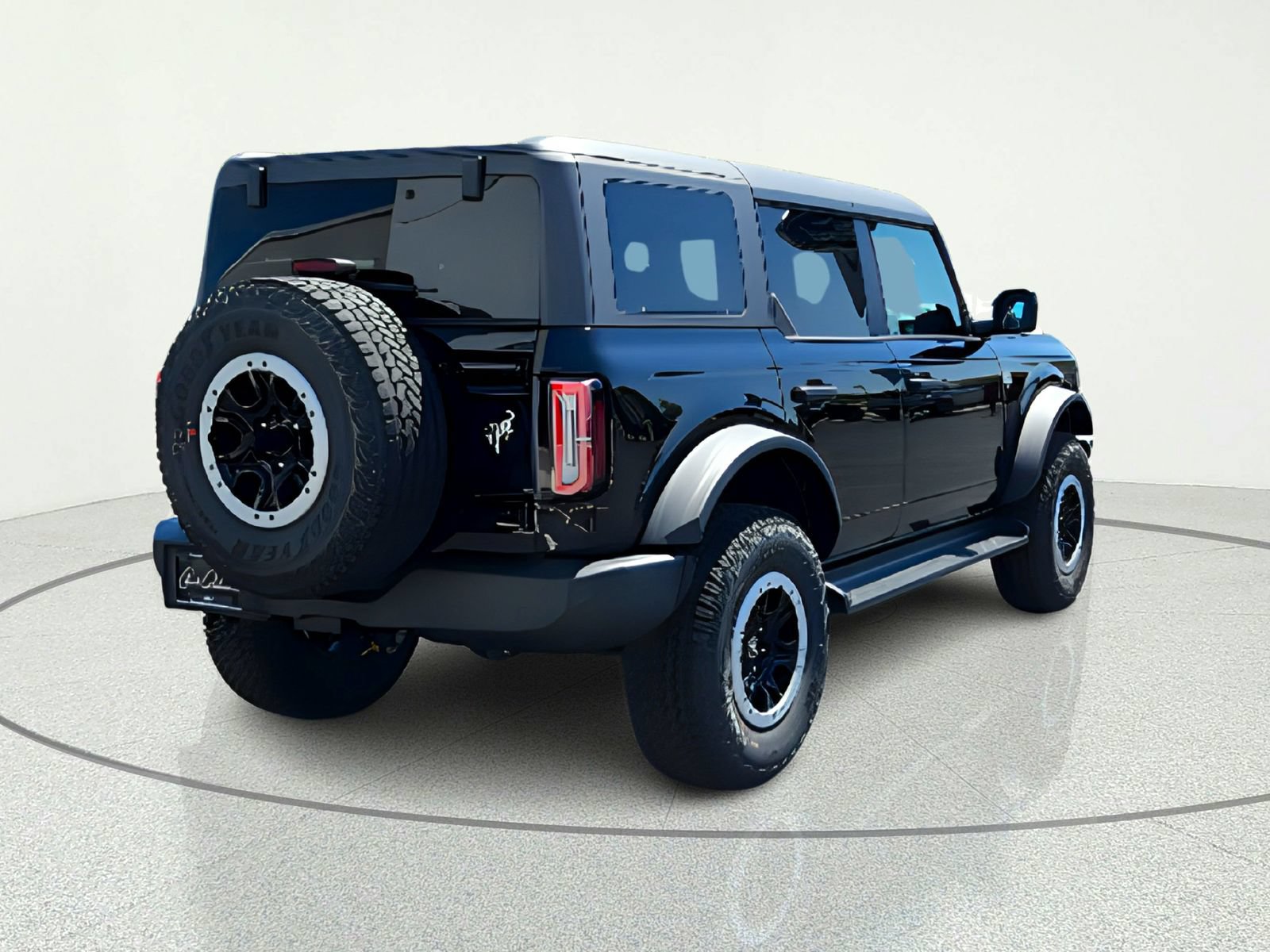 New 2026 Ford Bronco Outer Banks w/ Sasquatch Package AWD/4WD image 8