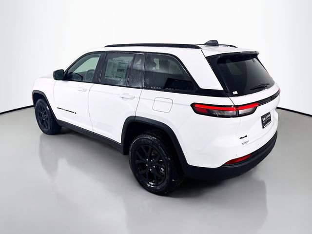 New 2025 Jeep Grand Cherokee Altitude image 5