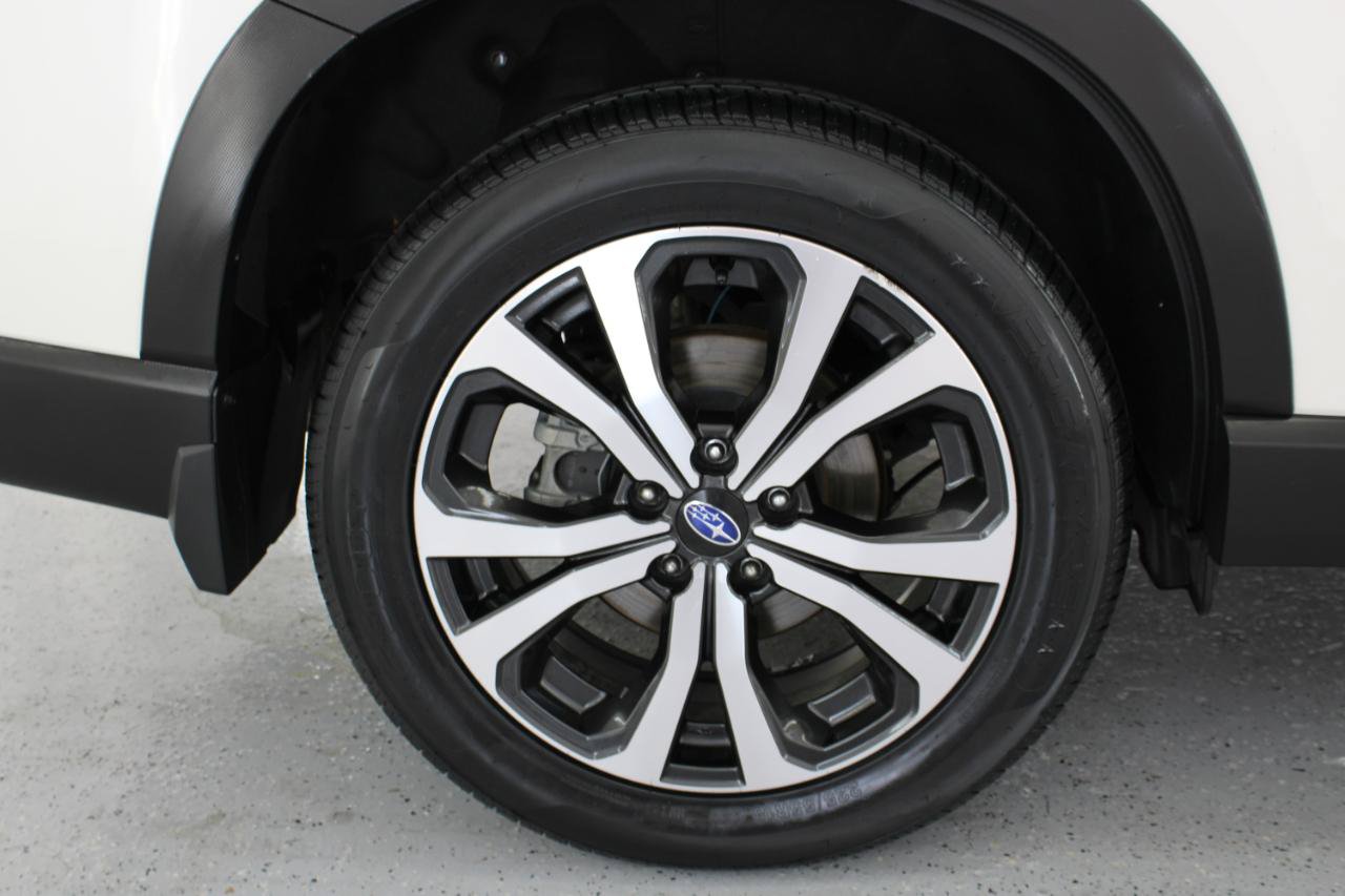 Used 2019 Subaru Forester Limited AWD/4WD image 90
