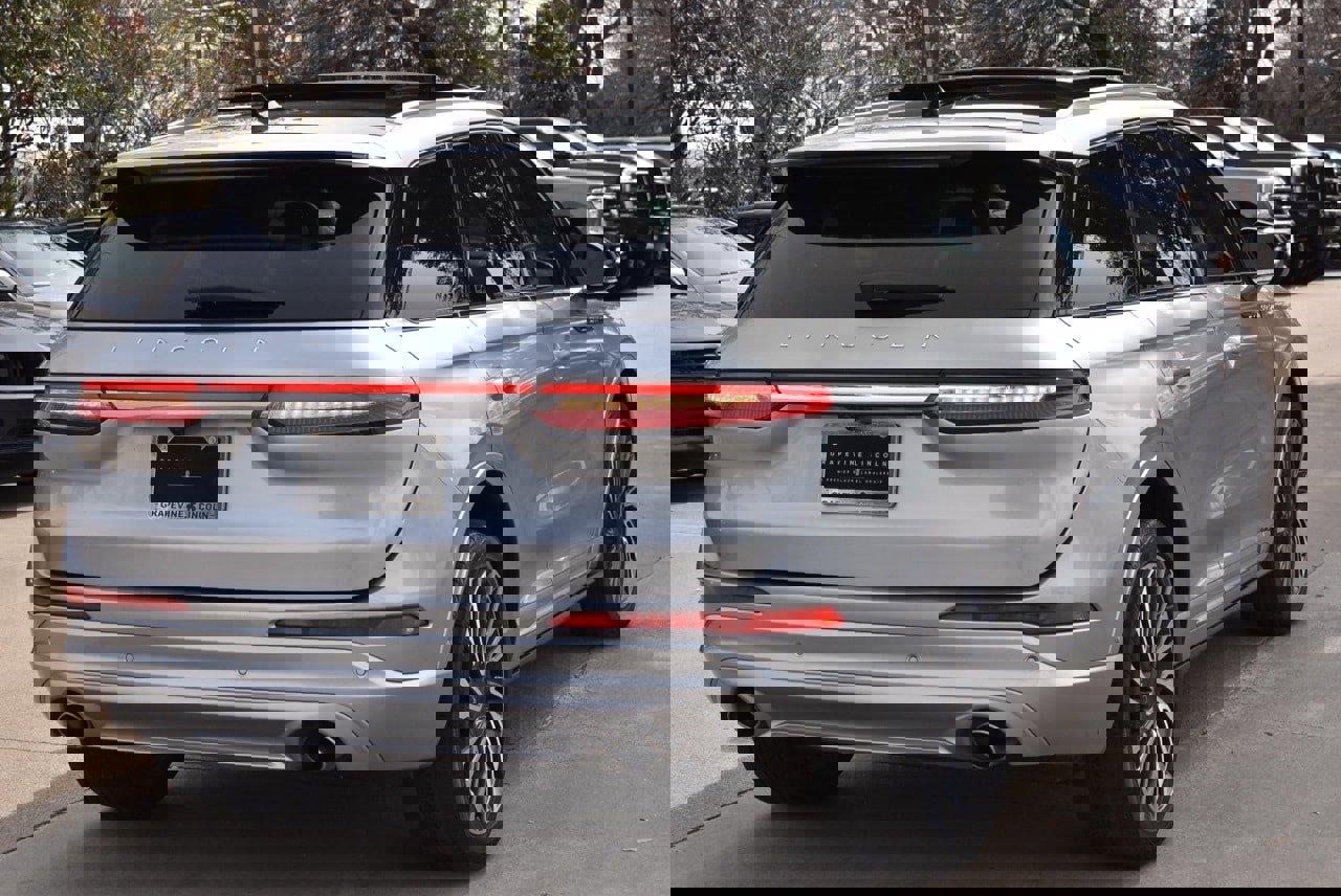 Used 2021 Lincoln Corsair Reserve w/ Equipment Group 201A image 8