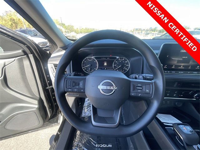 Certified 2025 Nissan Rogue S image 14