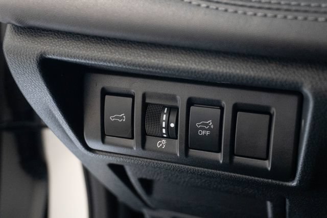 Used 2022 Subaru Outback Touring AWD/4WD image 21
