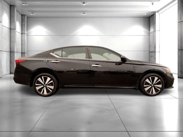 Used 2022 Nissan Altima 2.5 SV AWD/4WD image 8