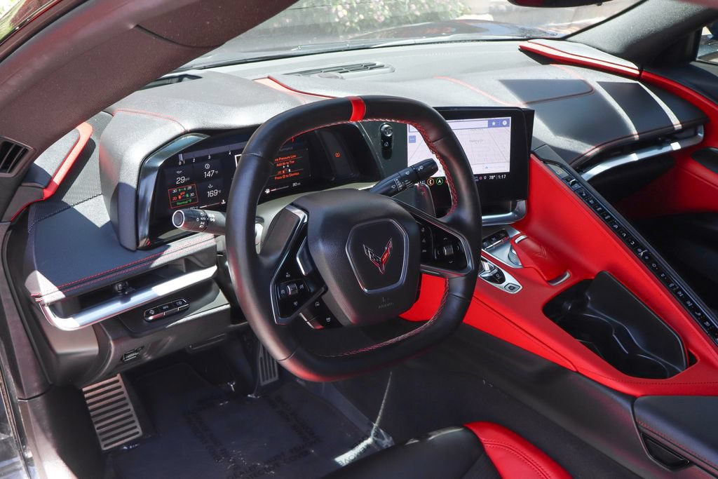 Used 2021 Chevrolet Corvette Stingray Preferred Cpe w/ Z51 Performance Package RWD image 24
