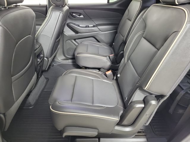 Used 2022 Chevrolet Traverse Premier w/ Redline Edition AWD/4WD image 12